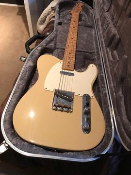 Fender Baja Telecaster & Hardshell Case