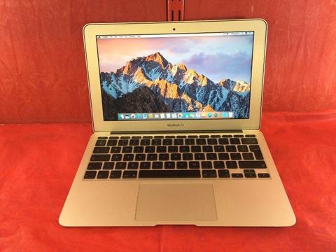 Apple MacBook Air 2010 11 Core 2 Duo 1.4GHz 64GB SSD 2GB RAM