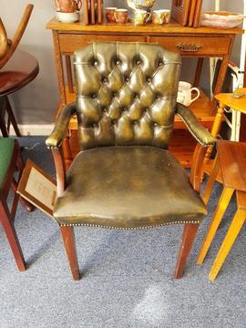 Chesterfield Office/Library Chair