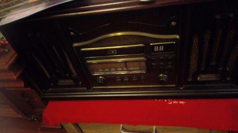 Record/CD player good condition