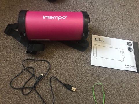 Bluetooth speaker *brand new* without box
