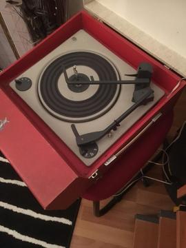 Vintage record player . Plays 16,33,45,78’s