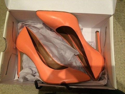 Orange pointed court shoes. UK size 7. Aldo. £8