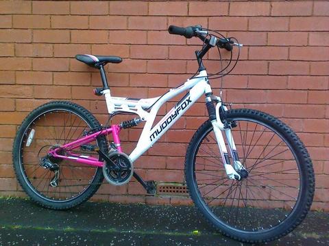 Muddy Fox mountain bike - full suspension , back red lights , ready to ride