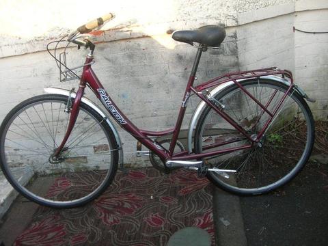 RALEIGH TOWN BIKE FOR SALE