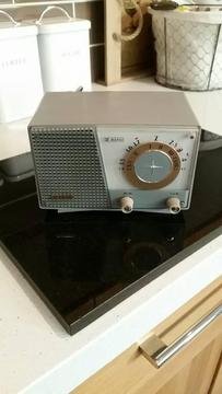 Verdi 54 valve radio