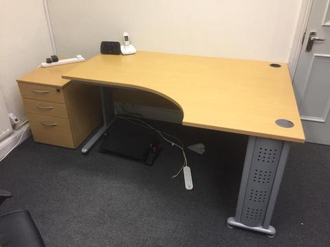 Office desk - good quality