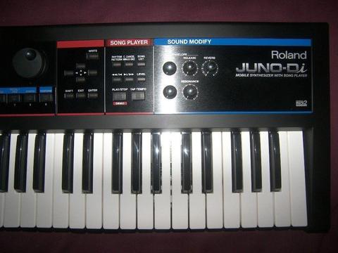 Roland JUNO-Di Mobile Synthesizer with 1338 Patches , Arpeggiator , USB and mp3 Song Player