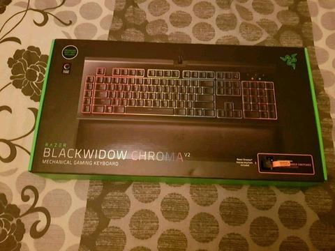 Razer BlackWidow Chroma V2, Tactile and Clicky Mechanical Gaming Keyboard