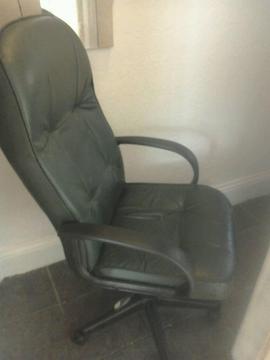 Office swivel chairs