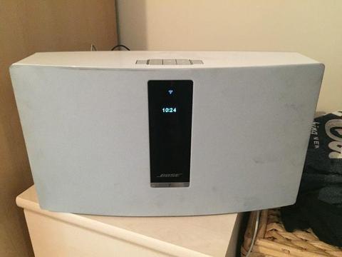 BOSE Soundtouch 30 series 3 Wireless Speaker