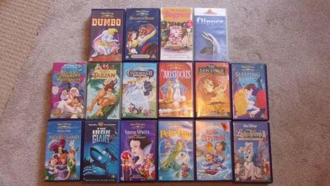 VHS Bundle - Disney /children cartoons Classics (16 tapes)