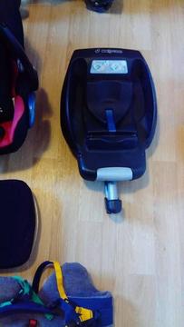Baby car seat and iso fix base for car