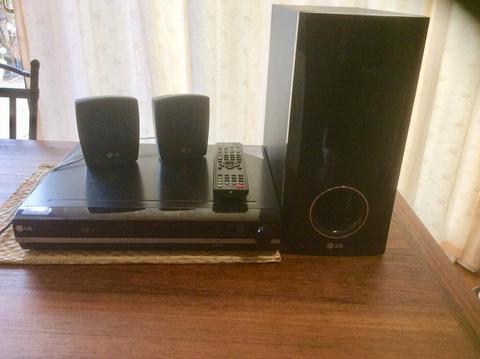 Home entertainment sound system