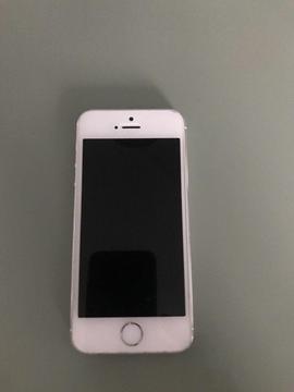 iPhone 5s silver used in good condition 02/giffgaff networks