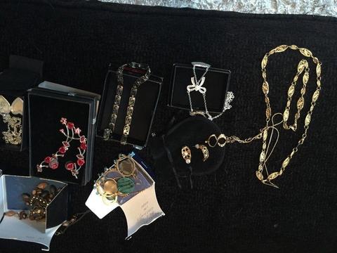 Bundle of Avon jewellery items