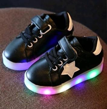 Baby kids led shoes spring star brand new in box