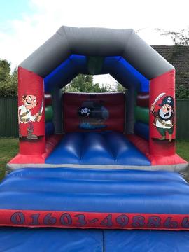 Pirate bouncy castle 12ft x 15ft with blower and lead