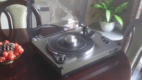 MICRO SEIKI MB-10 Turntable - Goldring E3 Cartridge- Record Clamp-'Lovely Audiophile Turntable'