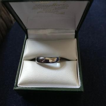 Palladium Wedding ring