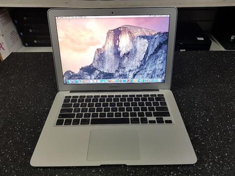 MacBook Air A1369 Intel Core 2 Duo 1.8 GHz 2GB Ram 120GB HDD 13.3-inch