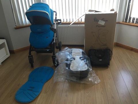 Silver Cross Pioneer pram and buggy travel system