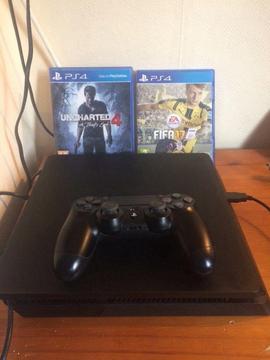 PlayStation 4 Great condition comes with 1 pad and 2 games