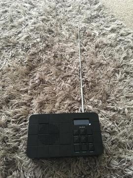 ALBA Portable radio with aerial