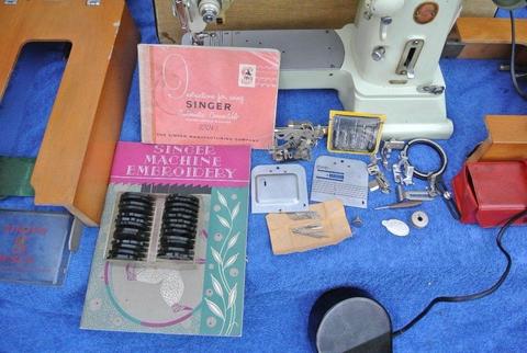 Singer 320K Cylinder Arm Semi Industrial Zigzag Freehand Embroidery Machine