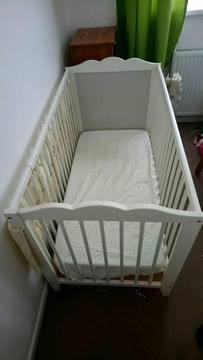 Baby cot and mattress