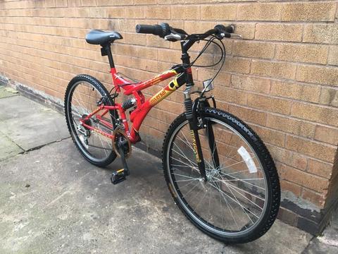 Men's Dual Suspension Mountain Bike In VERY GOOD Condition