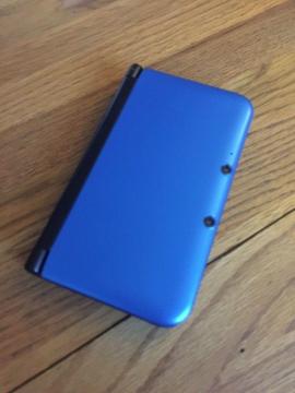 NINTENDO 3DS XL WITH OVER 100 POSSIBLE FREE DOWNLOADED GAMES! READ