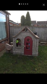 Children’s play House cottage