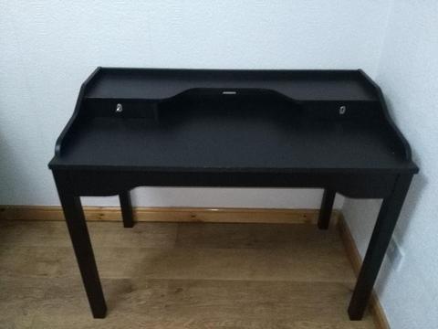 Pristine Office Table for sale