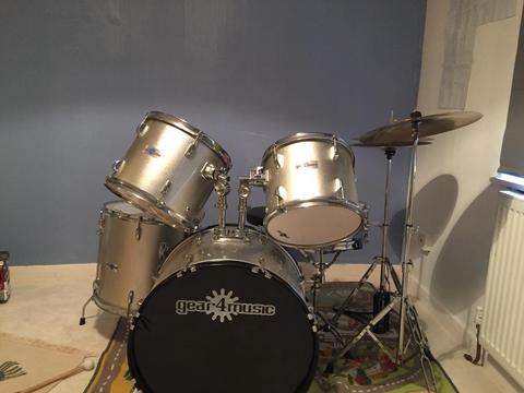 Drum kit - Gear4Music