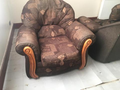 FREE SOFAS GOOD CONDITION NEED GONE ASAP