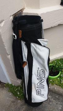 Ping Lightweight golf bag in good condition. It's very lightweight!