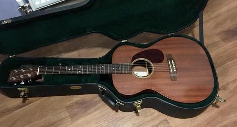 Martin 000–15 mahogany acoustic guitar (2007)