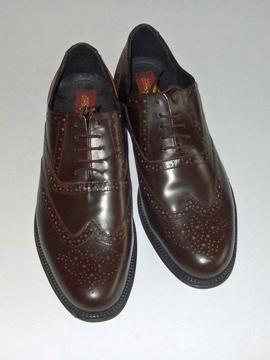 New Mens Dark Brown Brogues genuine all leather shoes size 10 or slim 11?