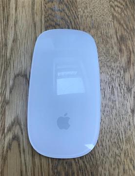 Magic Mouse in pristine condition - Wireless Bluetooth