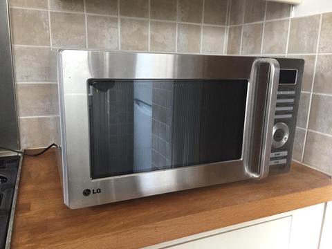 LG 850w Microwave Oven
