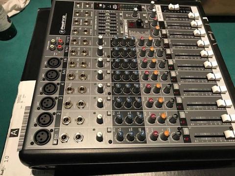 Mackie ProFX12 12 Channel FX Mixer mint conditions