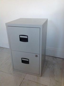 Filing cabinet with two drawers and separation files