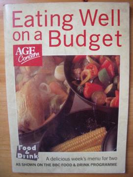 VINTAGE COOKERY BOOK: (1987) paperback Eating Well on a Budget. ISBN 0-86242-053-9. Happy to post
