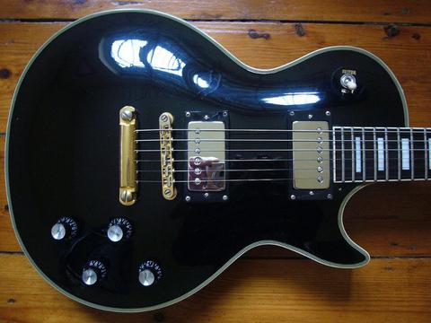 Bills Brothers Les Paul Custom guitar. Bareknuckle pickups. Made in Japan