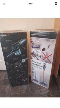 Bnib sealed dyson v8 absolute wanted must be cheap