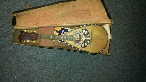 Mandolin