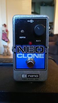 EHX Electro-Harmonix NEO CLONE Analog Chorus Pedal, small version of the Small Clone