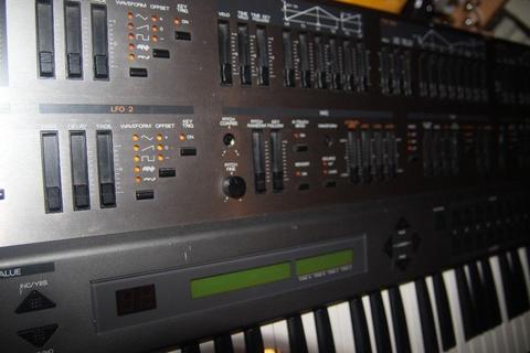Roland JD-800 synthesiser for sale in London