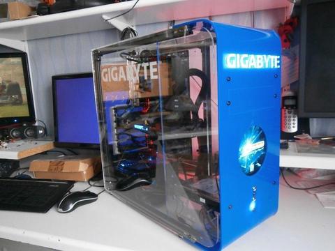 *Very Rare* Gigabyte Clear PC Case (Brand New. Open To Sensible Offers)